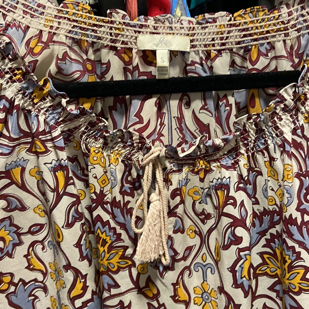 Joie Blouse - Picture 2 of 4